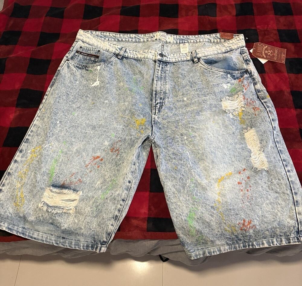 Akademiks Jeanius Mens denim Paint Splatter Jean Shorts 5 Pocket size 52 Y2K NWT